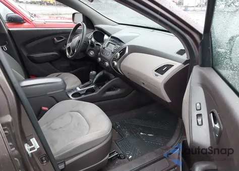 2015 Hyundai Tucson Gls z USA, uszkodzony, nr VIN KM8JTCAF3FU002600